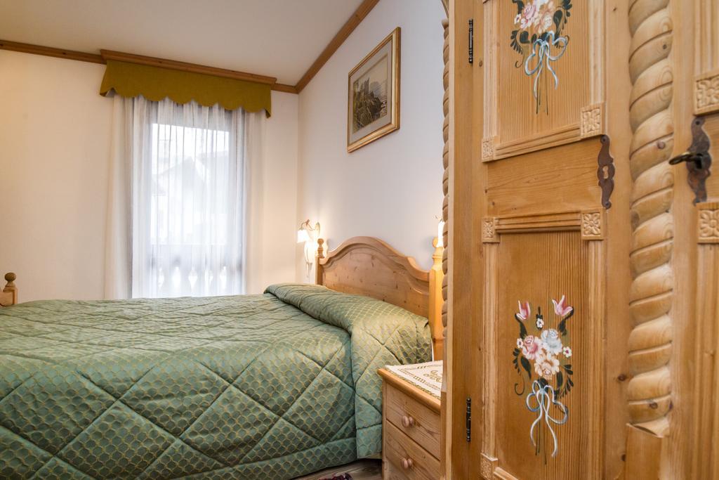 Villa Elena B&B Hotel San Martino Di Castrozza Exteriör bild